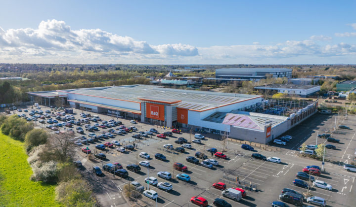 Milton Keynes: B&Q