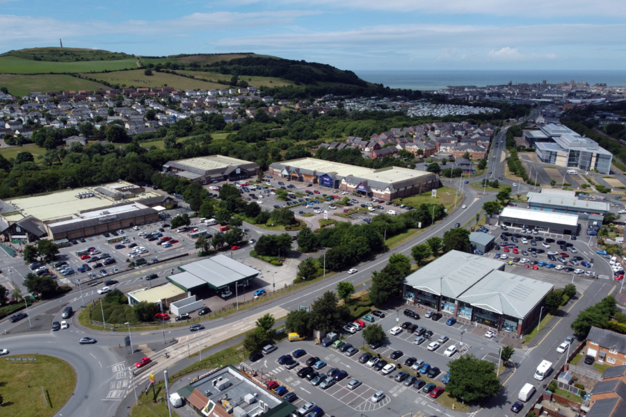 Aberystwyth: Parc Y Llyn Retail Park