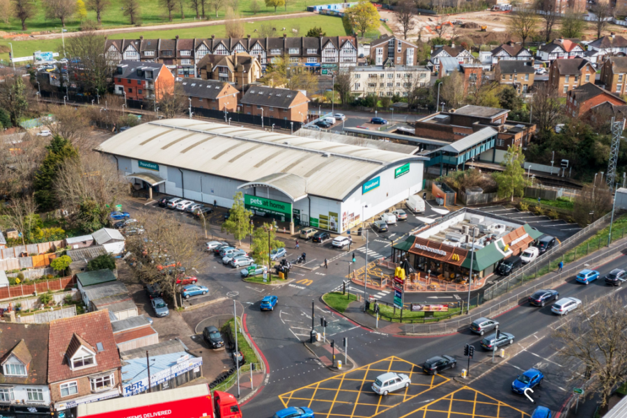 Croydon: Waddon Retail Park